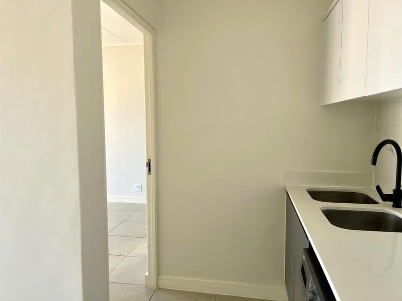 To Let 1 Bedroom Property for Rent in The Huntsman Western Cape